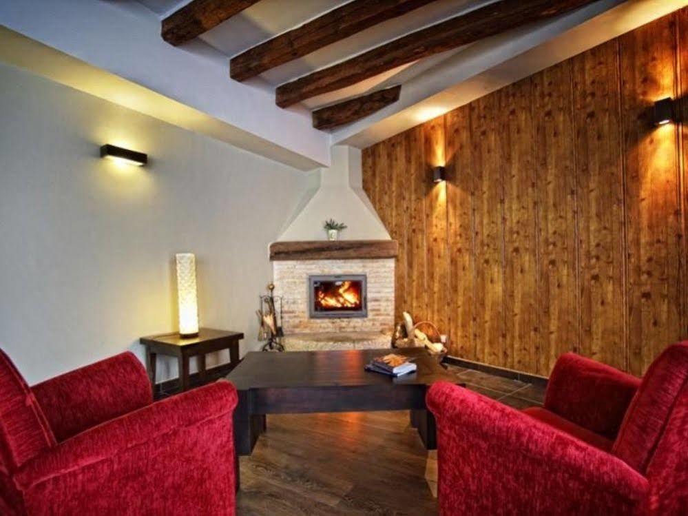 Posada La Casona De Valbuena 발부에나 데 두에로 외부 사진